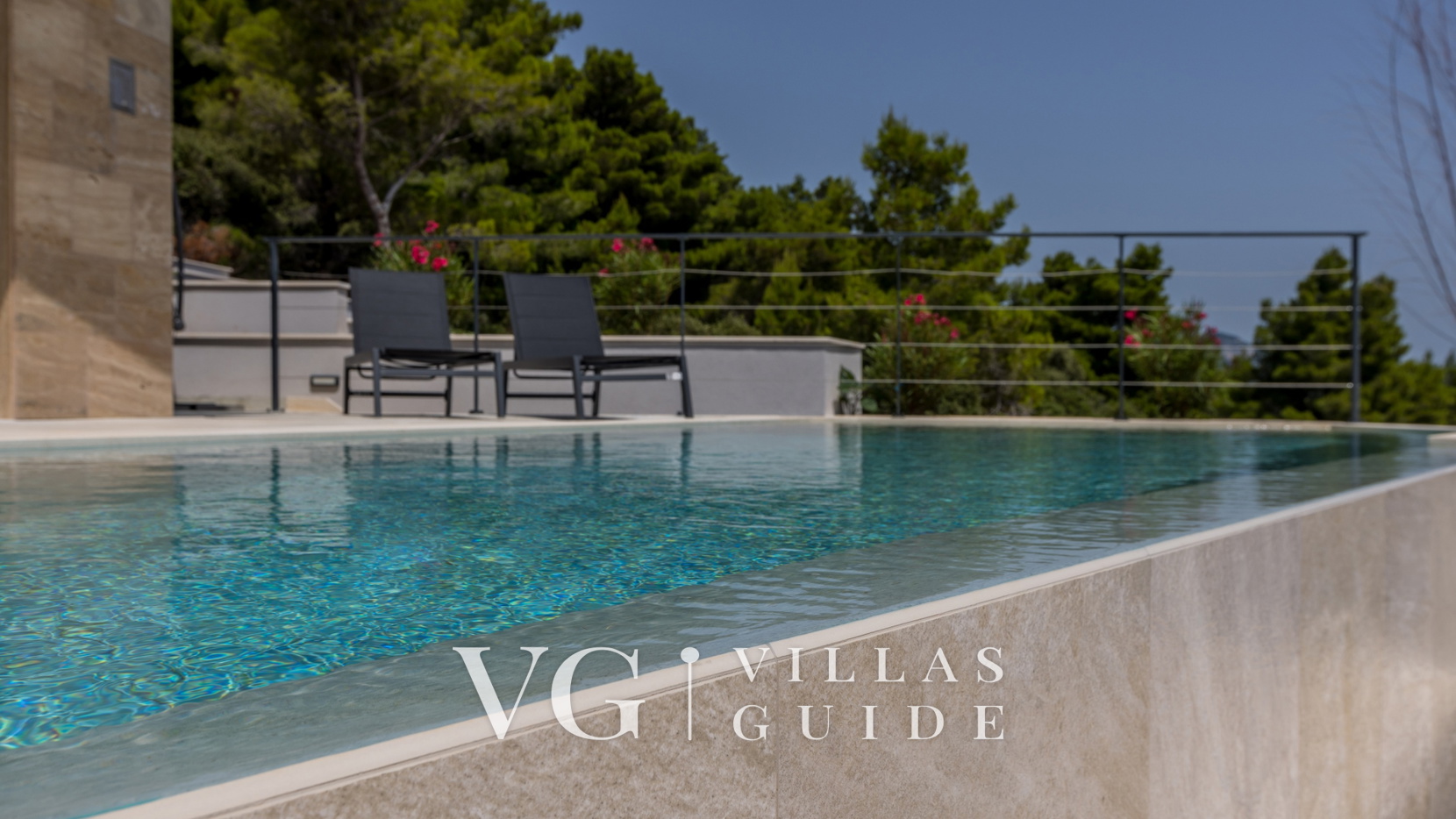 Villa Luce Pool