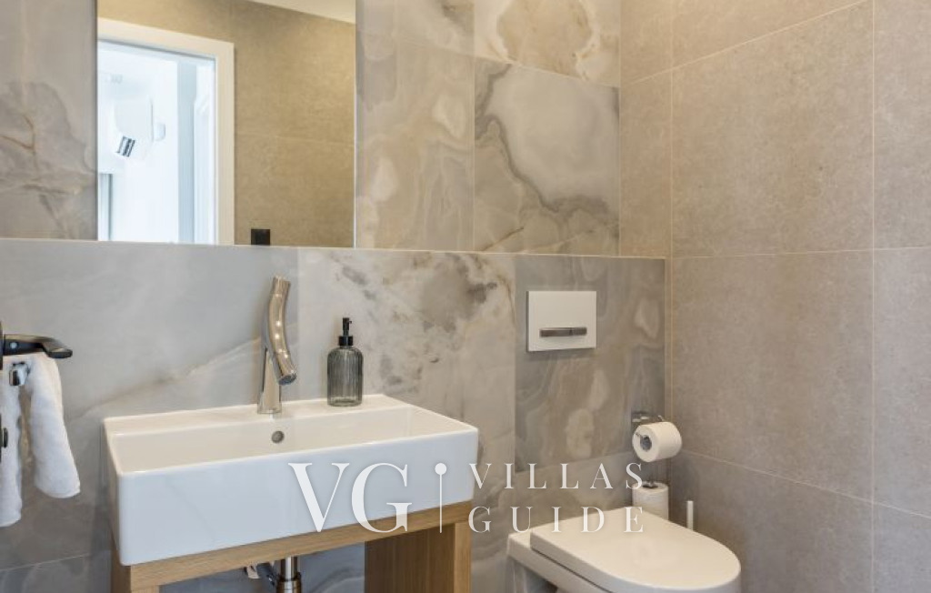 Villa Mare Guest toilet