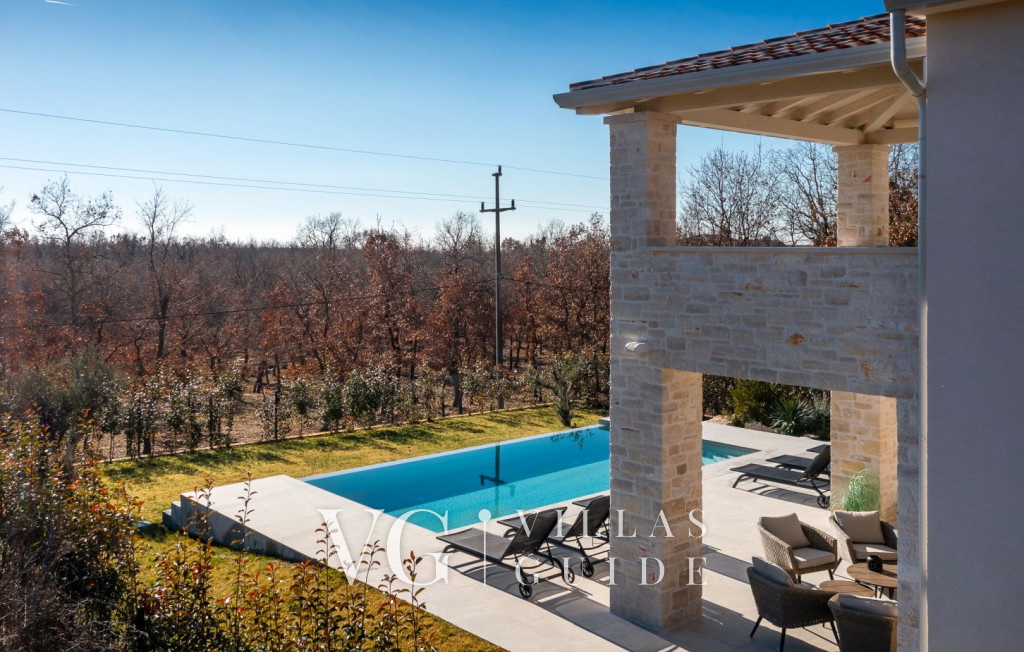 Villa LeGro Garden and property exterior