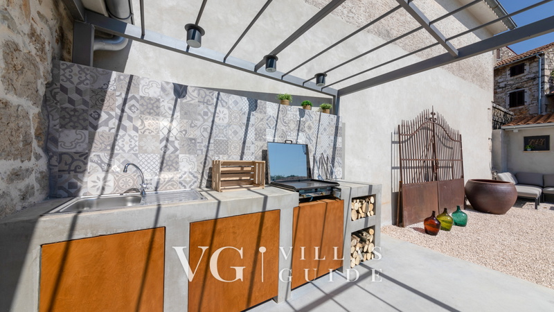 Villa Dvori Additional content