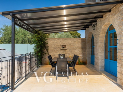 Villa Dussich Additional content