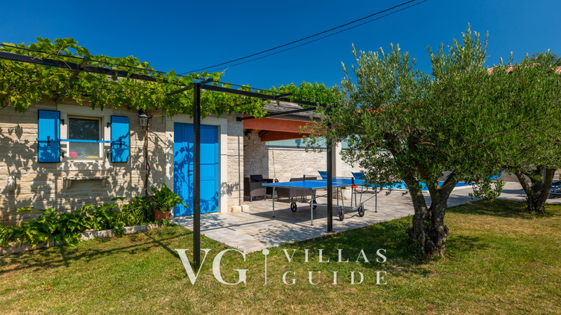 Villa Dussich Additional content