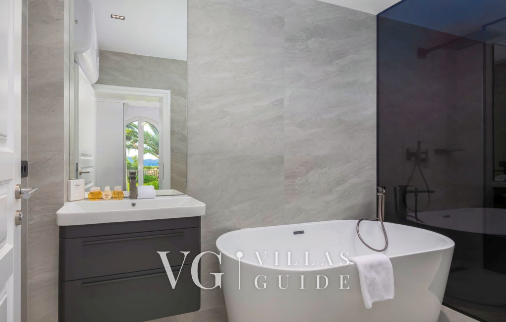 La Villa Dubrovnik Bathroom