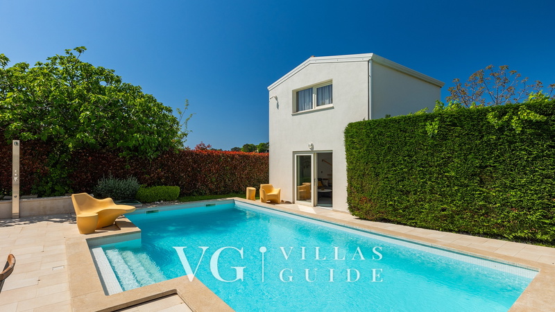 Villa Bruna Garden and property exterior