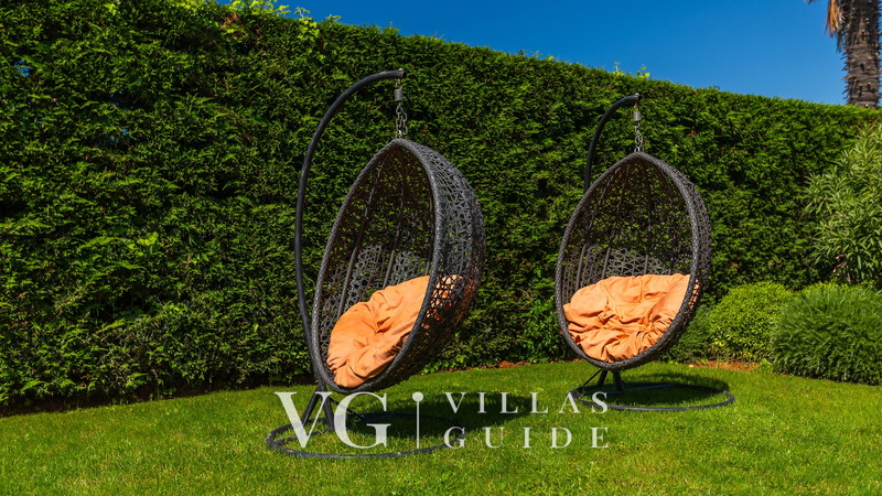 Villa Bruna Additional content