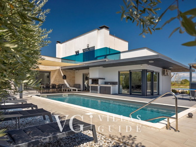 Villa Zara Garten und Außenbereich