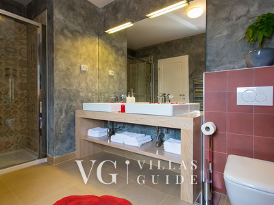 Villa Stupenda Bathroom