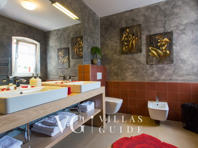 Villa Stupenda Bathroom