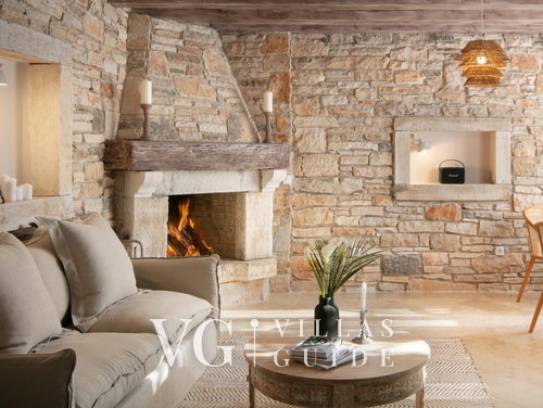 Comfort Residence Pietre d'Istria with shared pool