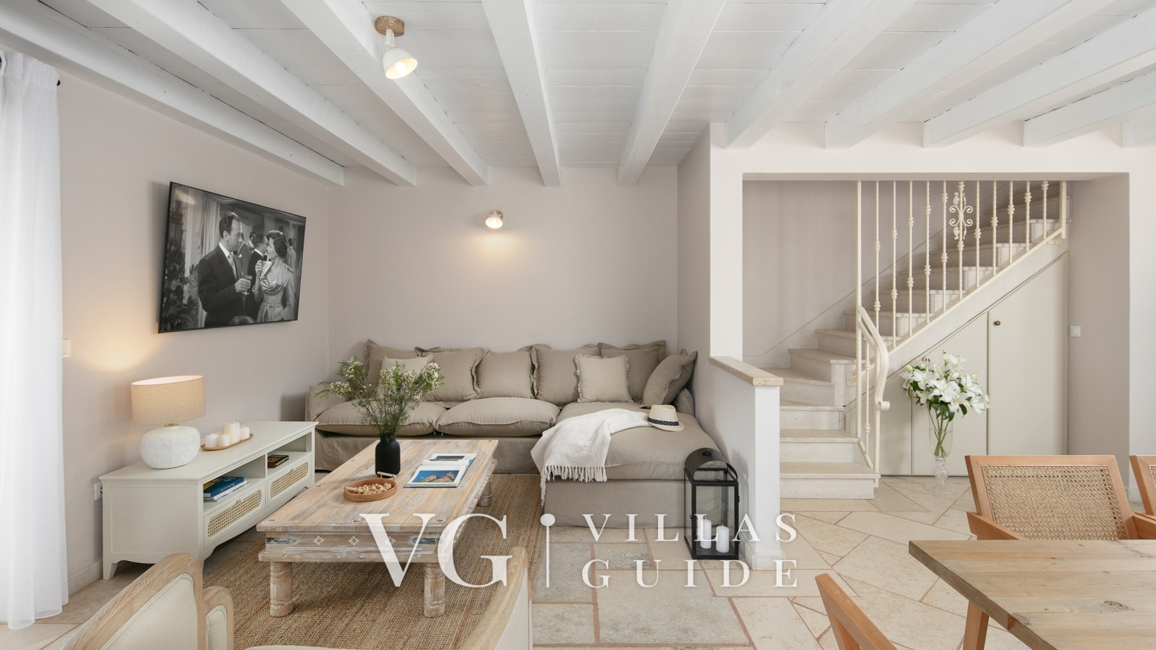 Comfort Residence Pietre d'Istria with shared pool Living room