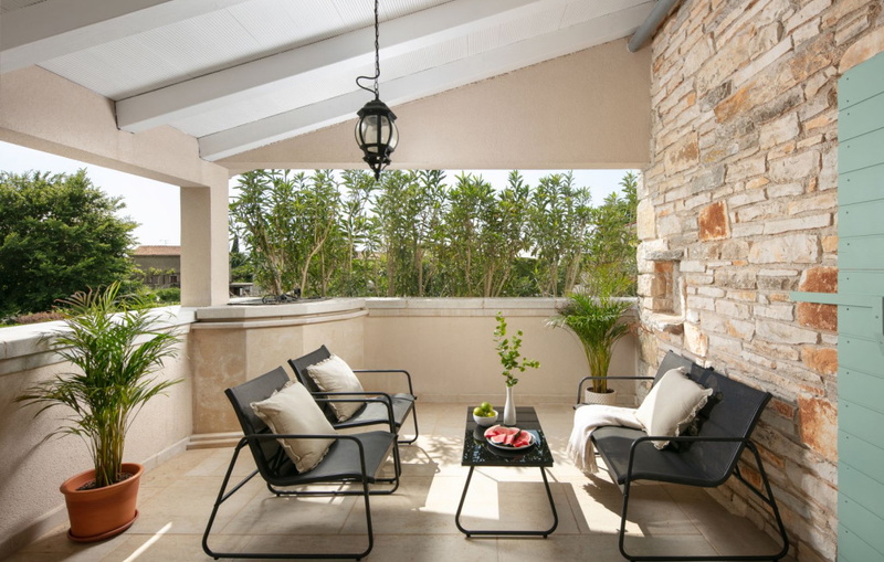 Standard Residence Pietre d'Istria with shared pool