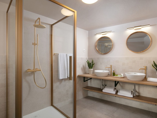 Standard Residence Pietre d'Istria with shared pool