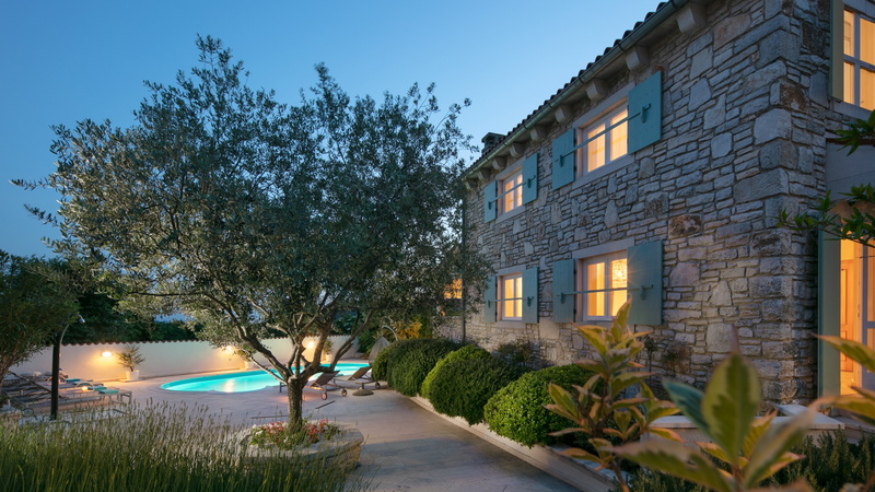 Standard Residence Pietre d'Istria with shared pool