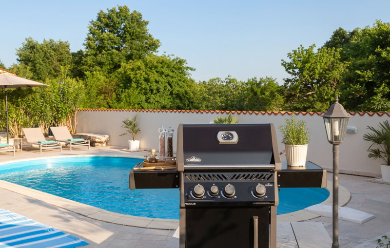 Superior Residence Pietre d'Istria with shared pool