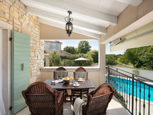 Superior Residence Pietre d'Istria with shared pool