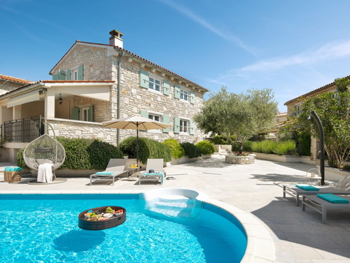 Superior Residence Pietre d'Istria with shared pool