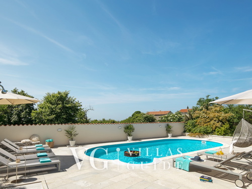 Superior Residence Pietre d'Istria with shared pool