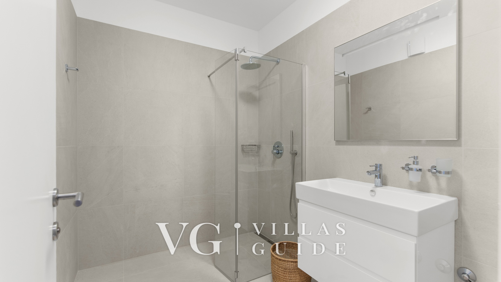 Villa Daleo Bathroom