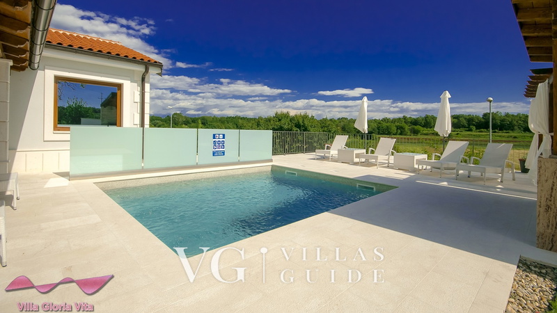 Villa Gloria Vita Bazen