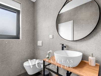 Casa Valero Bathroom