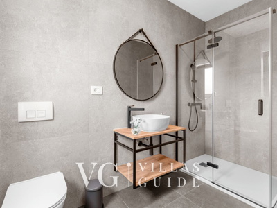 Casa Valero Bathroom