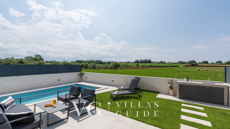 Casa Valero Additional content