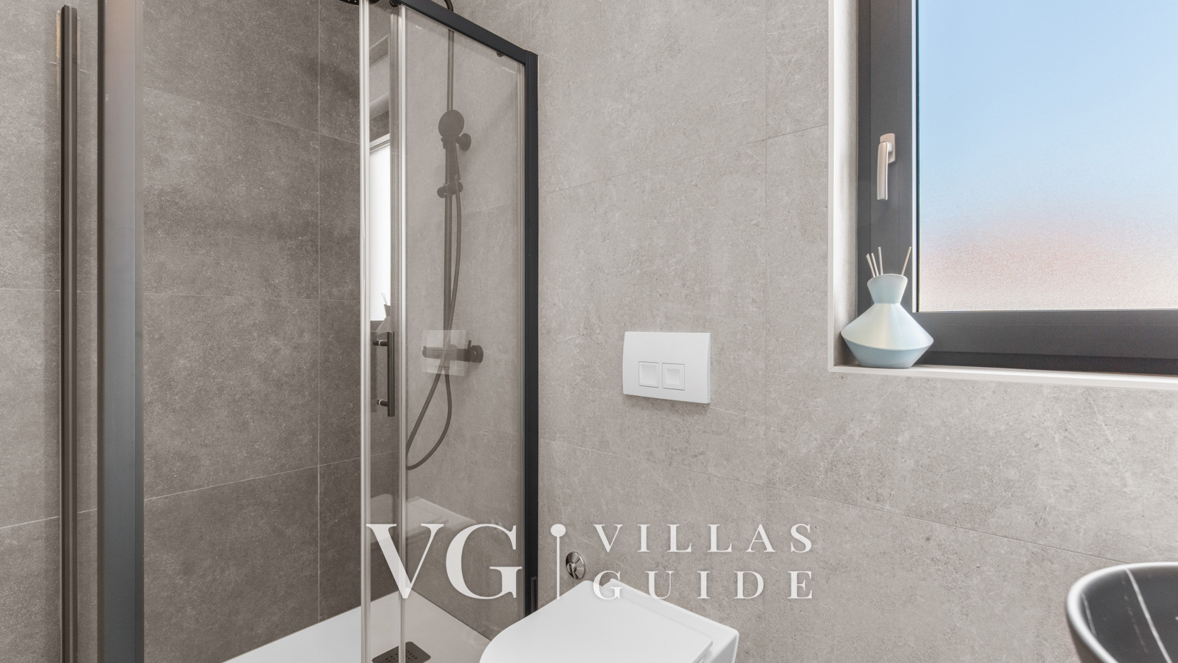 Casa Valero Bathroom