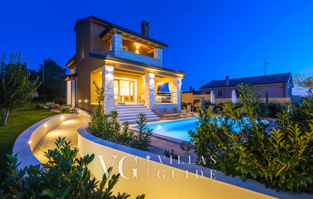 Villa Keli Garden and property exterior