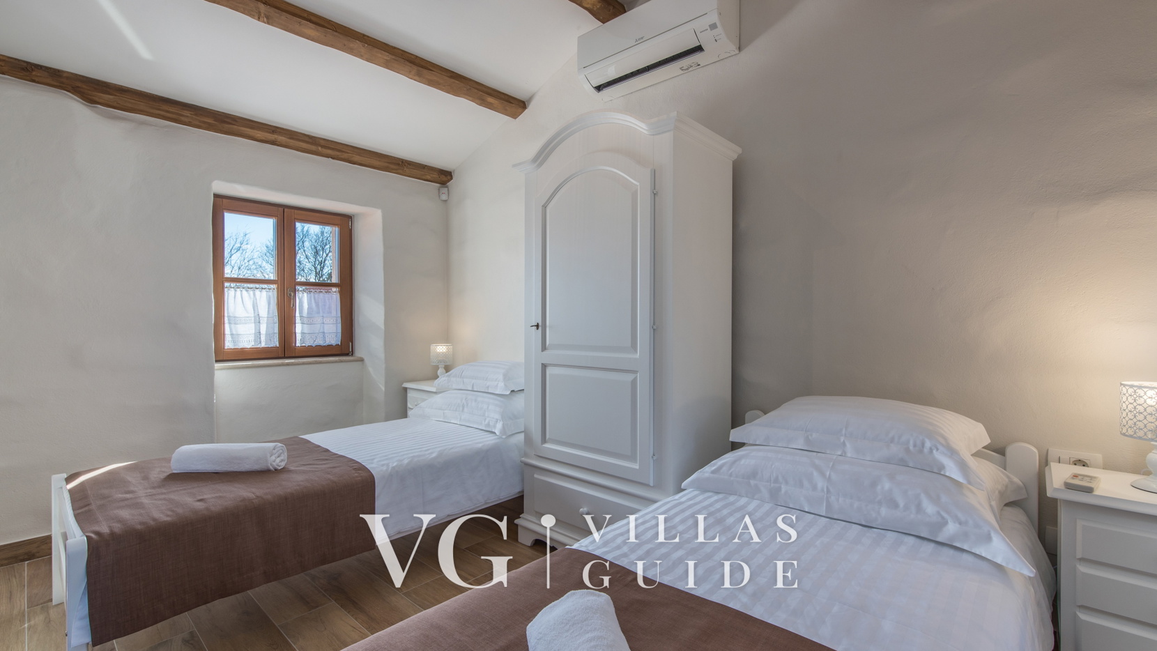 Heritage Villa Croc Bedroom