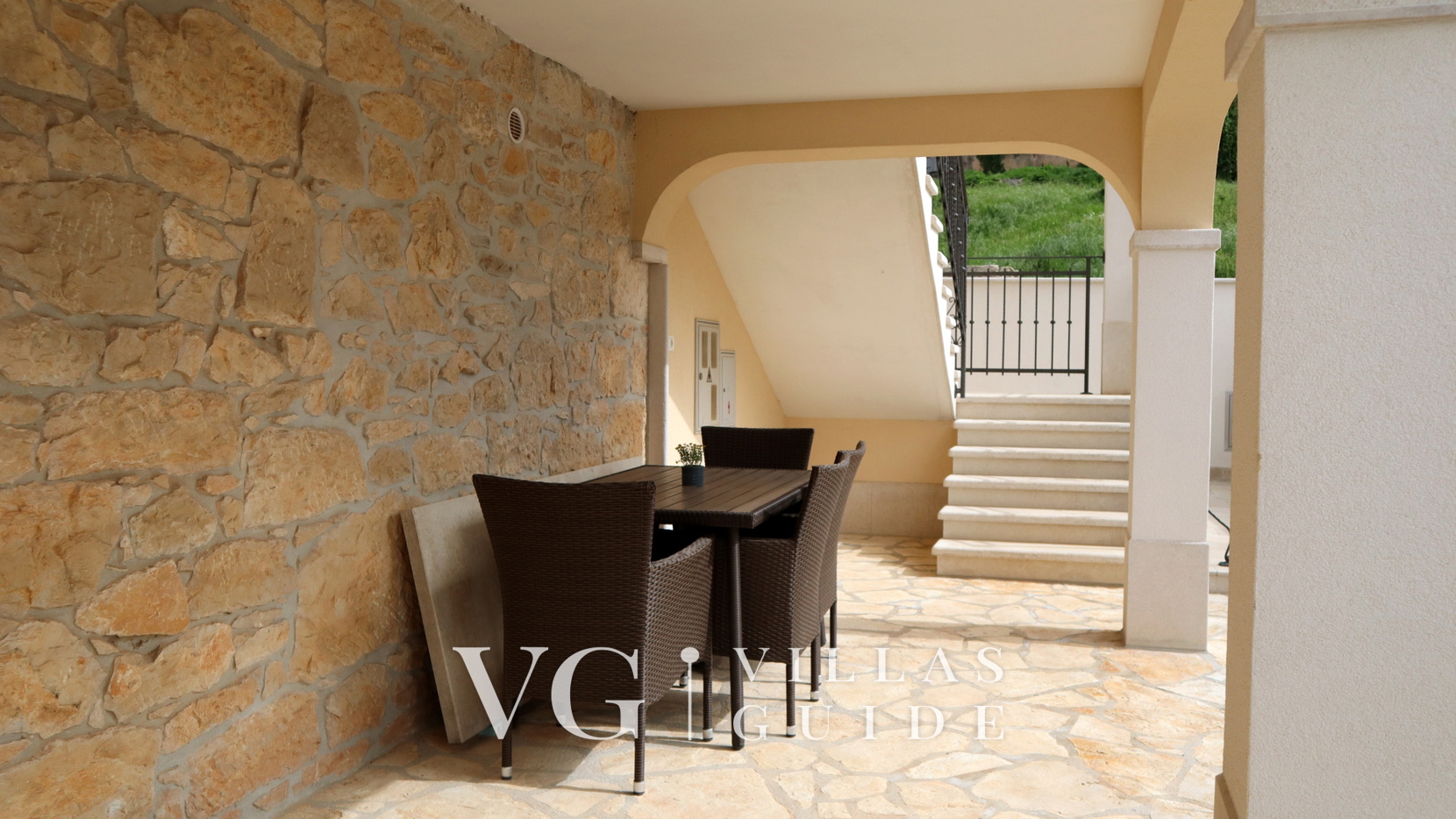 Villa Katina Additional content