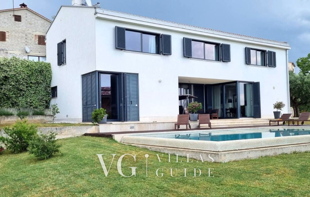 Villa Anna - Višnjan Dvorište i vanjski dio objekta