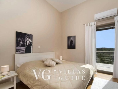 Sunny Summer House 4*