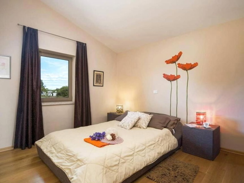 Sunny Summer House 4*