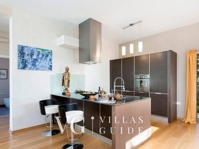 Sunny Summer House 4*