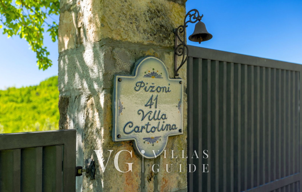 Villa Cartolina Garden and property exterior