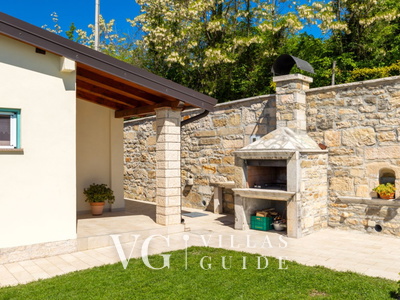 Villa Cartolina Additional content