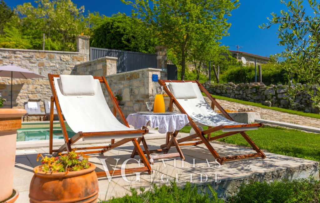 Villa Cartolina Additional content