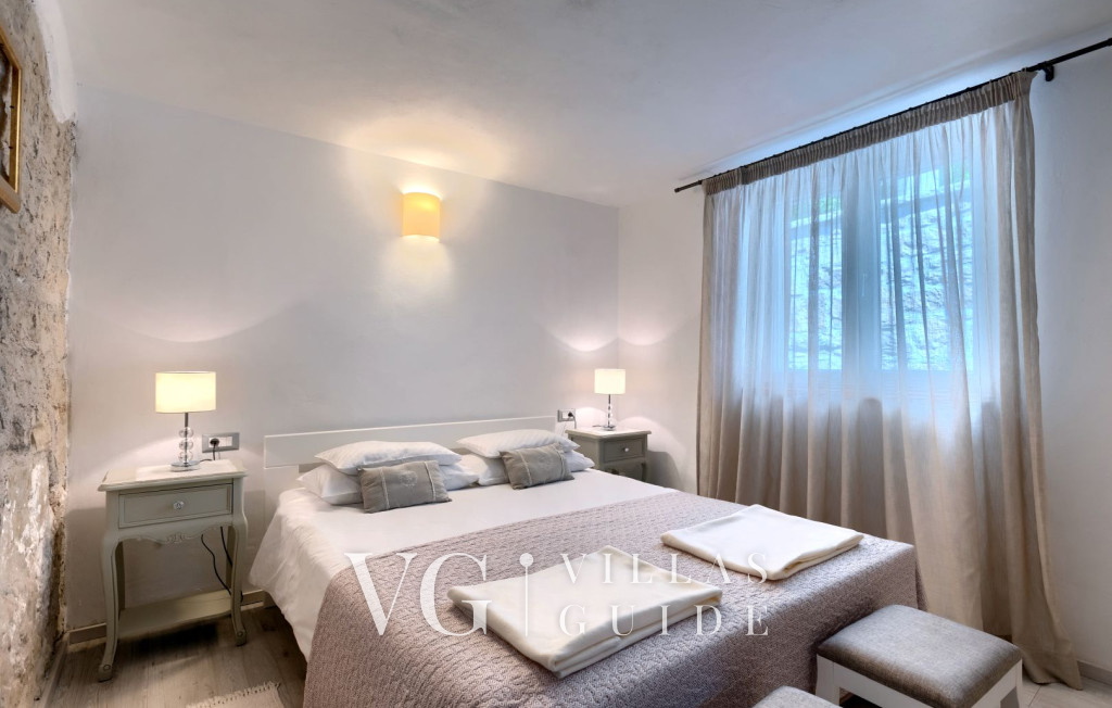 Villa Cartolina Bedroom