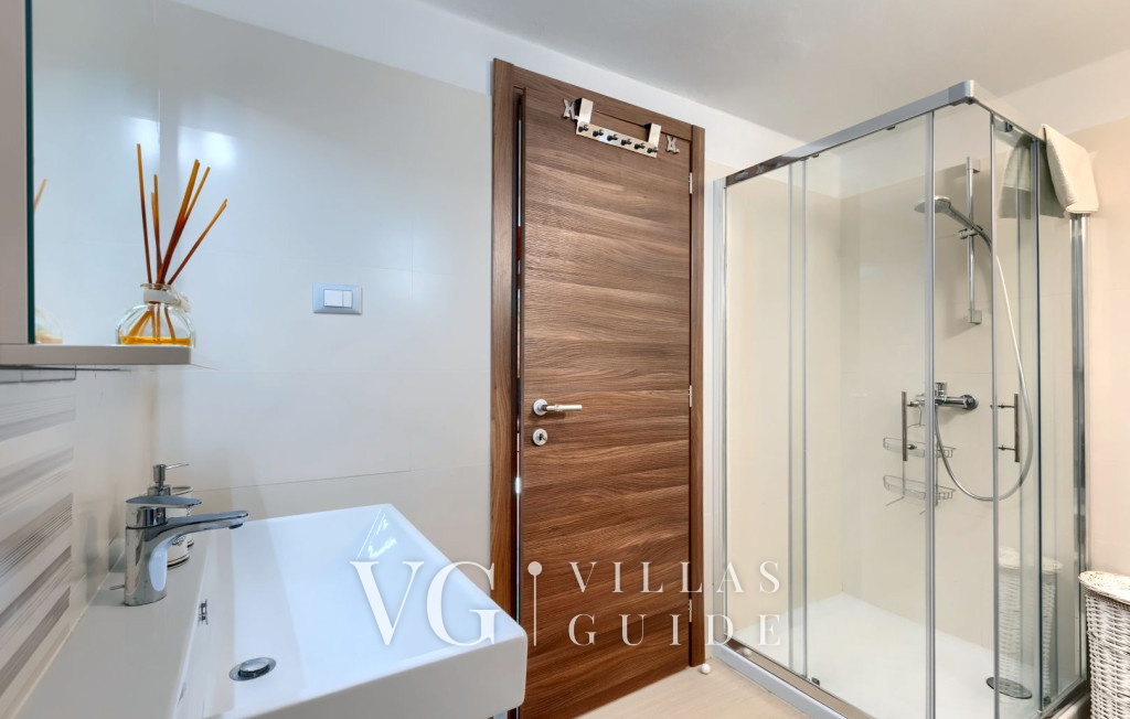 Villa Cartolina Bathroom