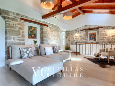 Villa Cartolina Living room