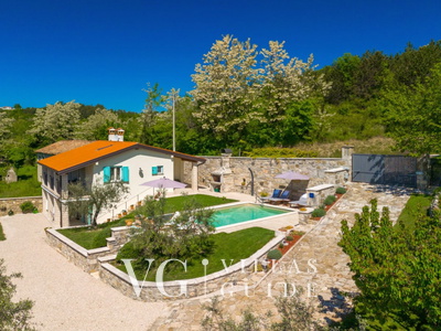 Villa Cartolina Garden and property exterior