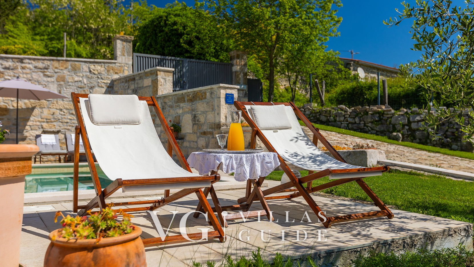 Villa Cartolina Additional content