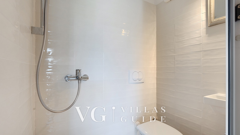 Villa Cartolina Bathroom