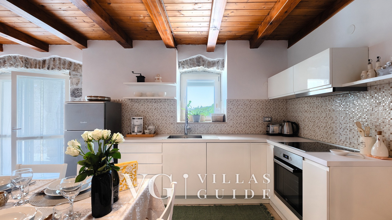 Villa Cartolina Kitchen