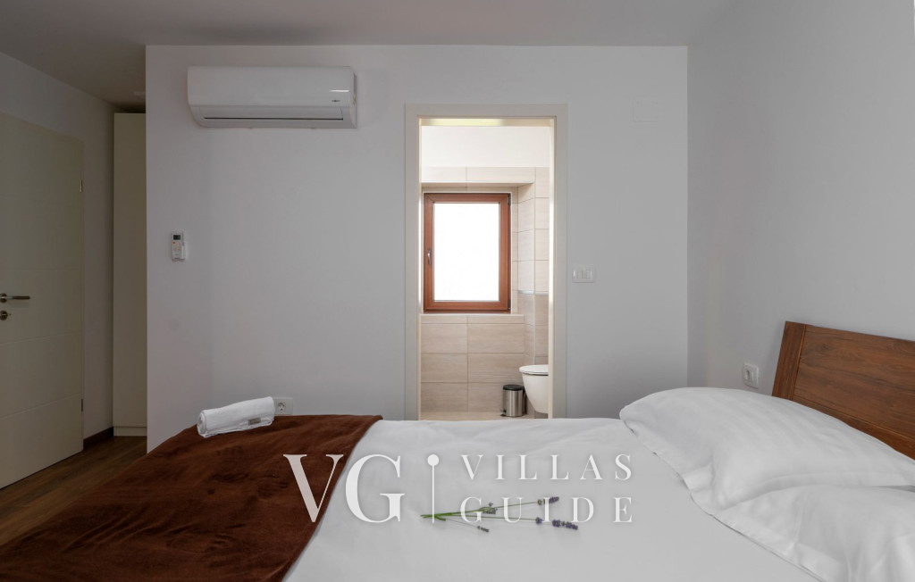 Villa Stone House Bedroom