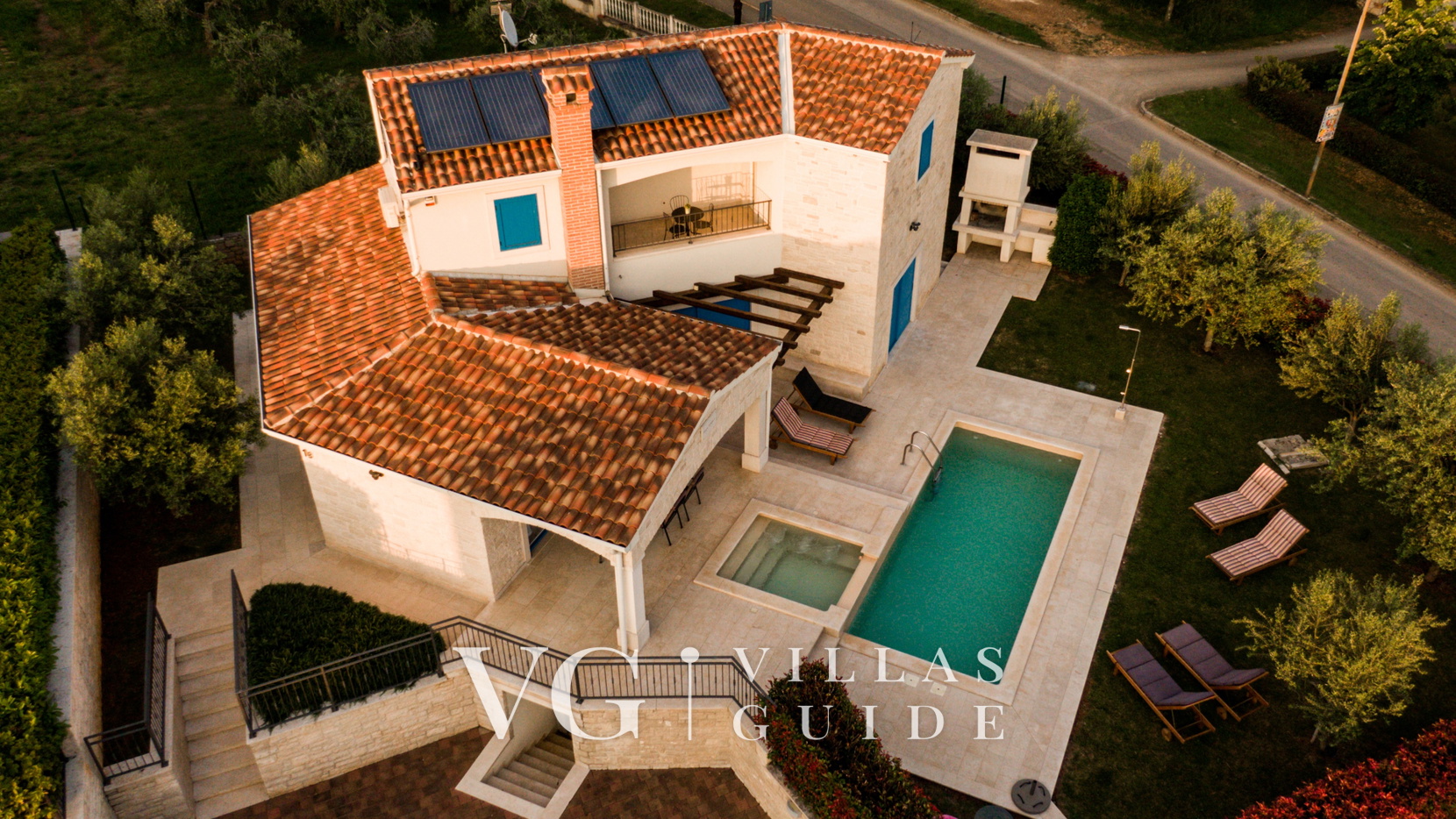 Villa Torre I Garden and property exterior