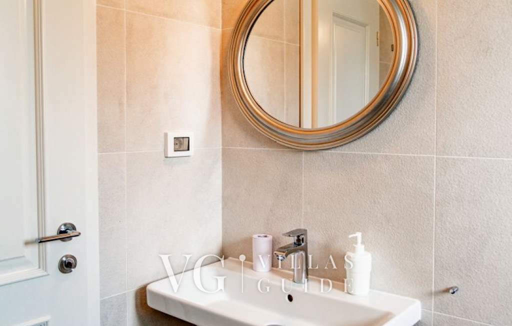 Villa Torre III Kupaonica