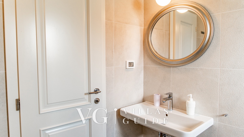 Villa Torre III Kupaonica