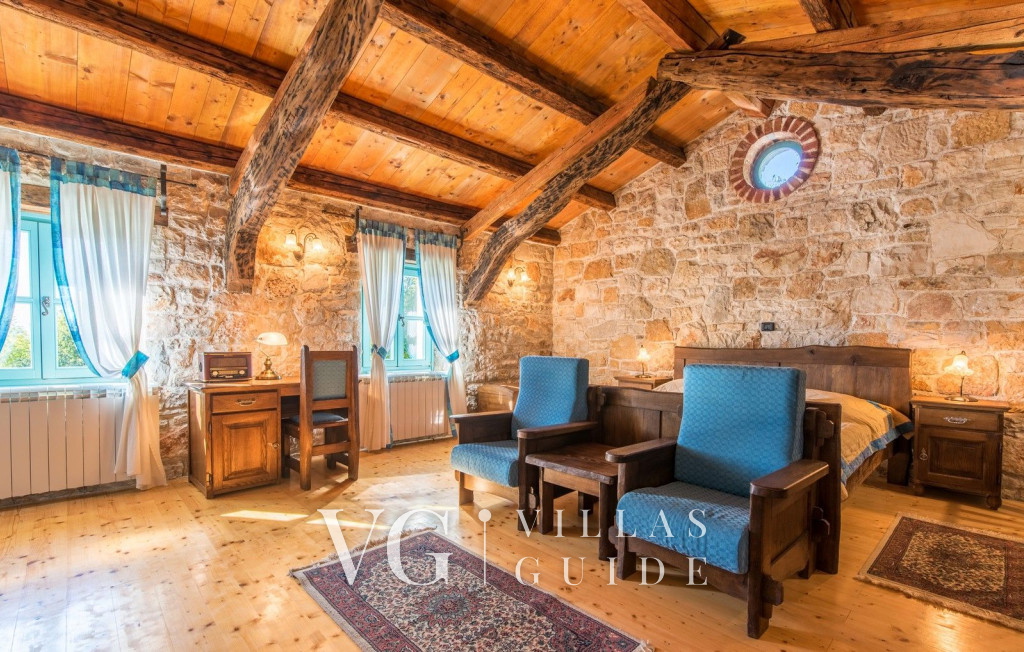 Villa Giselle Bedroom