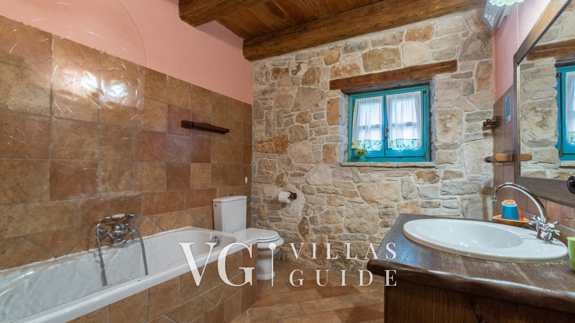 Villa Giselle Bathroom